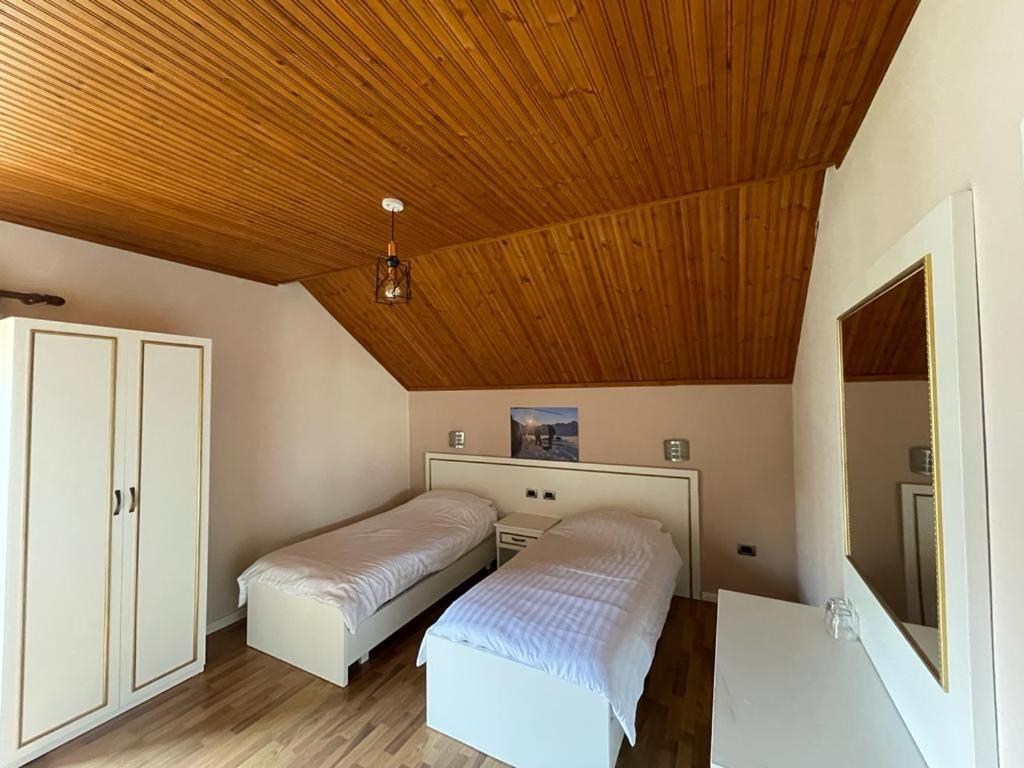 Hotel Margjeka Valbone Eksteriør billede